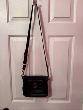 Coach Penelope Black Leather Crossbody Bag with Turn-Lock Front Pocket